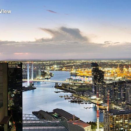 2Br Cbd Pad, City Views, Free Parking, Pool, Gym Melbourne Bagian luar foto
