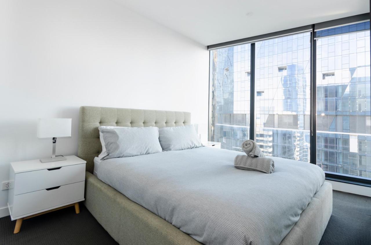 2Br Cbd Pad, City Views, Free Parking, Pool, Gym Melbourne Bagian luar foto