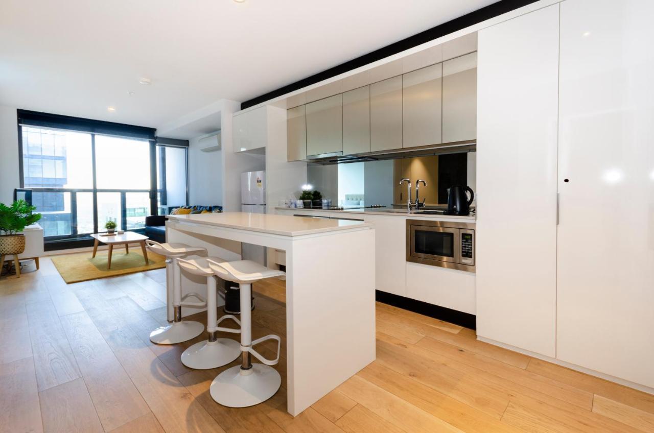 2Br Cbd Pad, City Views, Free Parking, Pool, Gym Melbourne Bagian luar foto