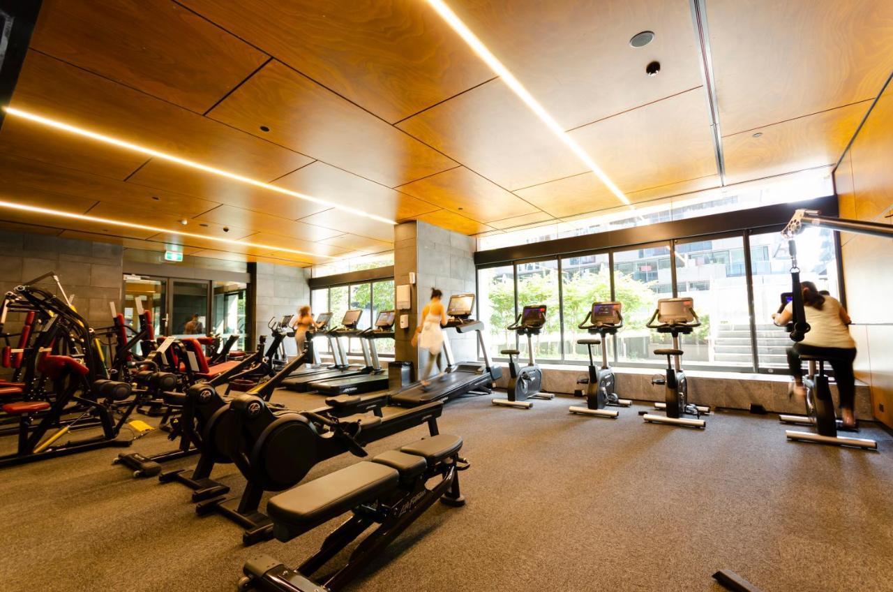 2Br Cbd Pad, City Views, Free Parking, Pool, Gym Melbourne Bagian luar foto