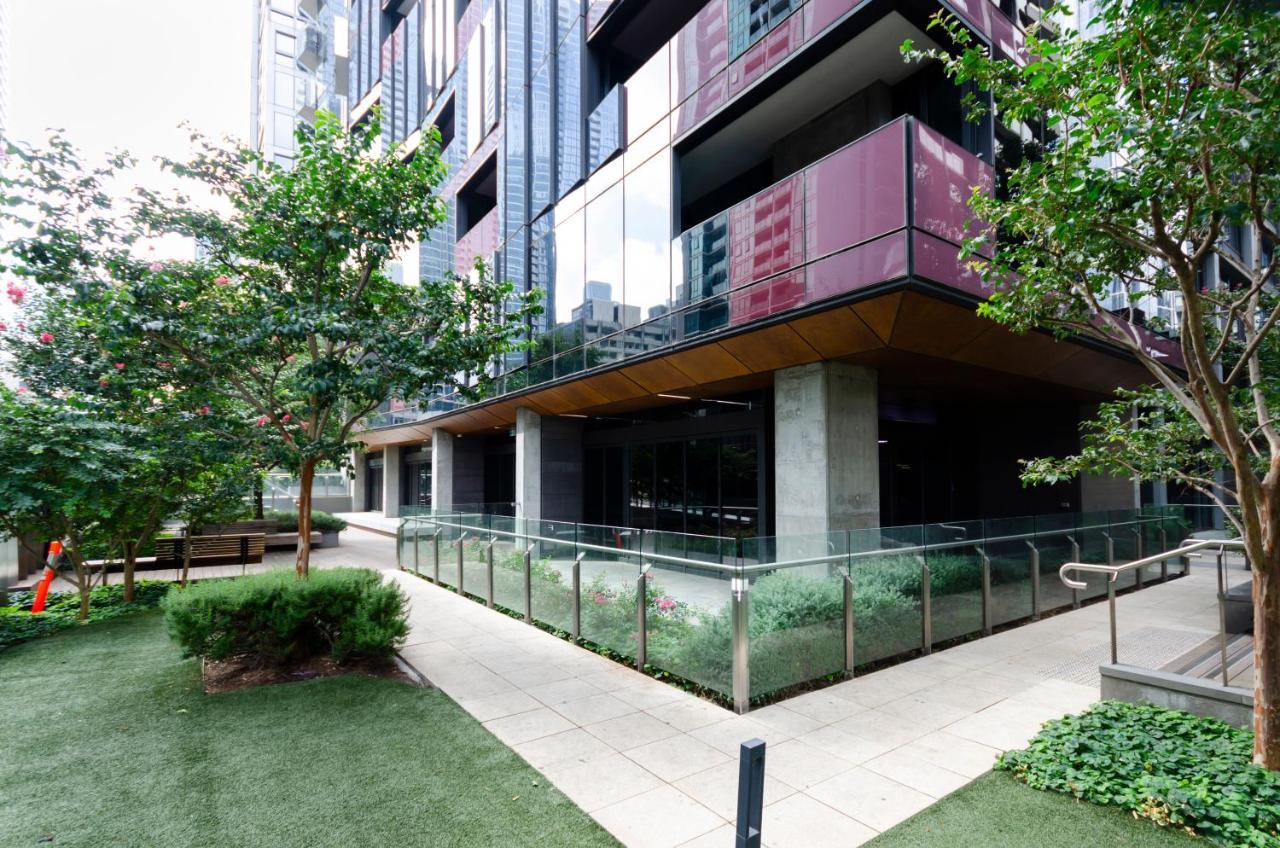 2Br Cbd Pad, City Views, Free Parking, Pool, Gym Melbourne Bagian luar foto